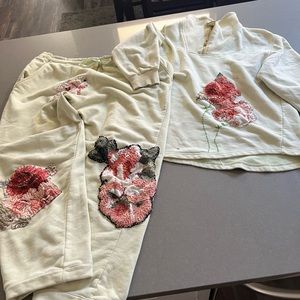 Escada Sport Set Lime Top &
Bottom L/XL